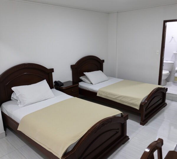 Estándar Doble con Aire